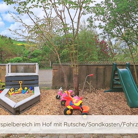 Hofgut Eveshausen - Das Ferienhaus In Der Natur Fuer Familien Und Gruppen Dommershausen Экстерьер фото